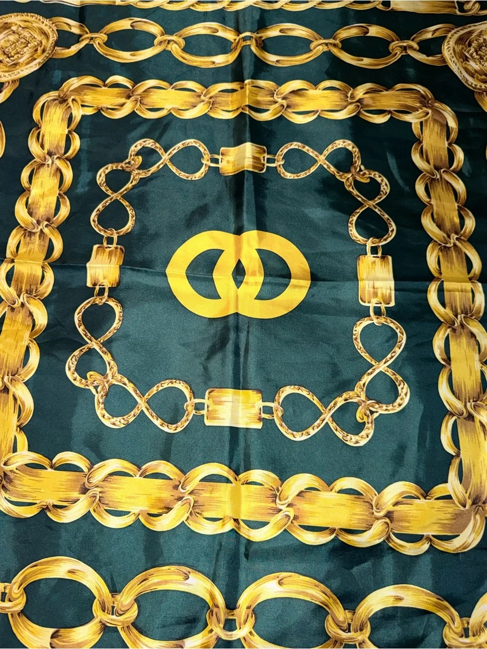 🌻Luxury-Inspired Green and Gold Chain Print Silk Scarf-Bandanna Style